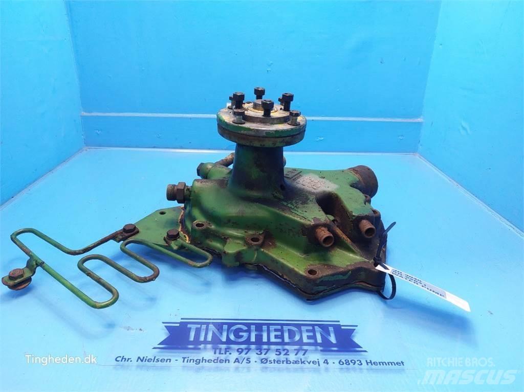 John Deere 3040 엔진