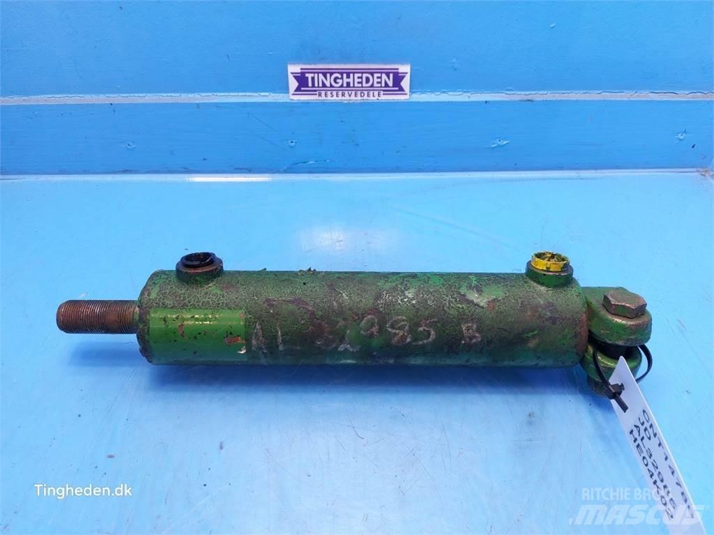 John Deere 3040 유압식 기계
