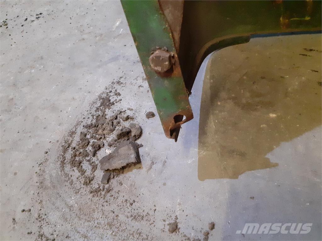 John Deere 3130 기타 트랙터 부속품