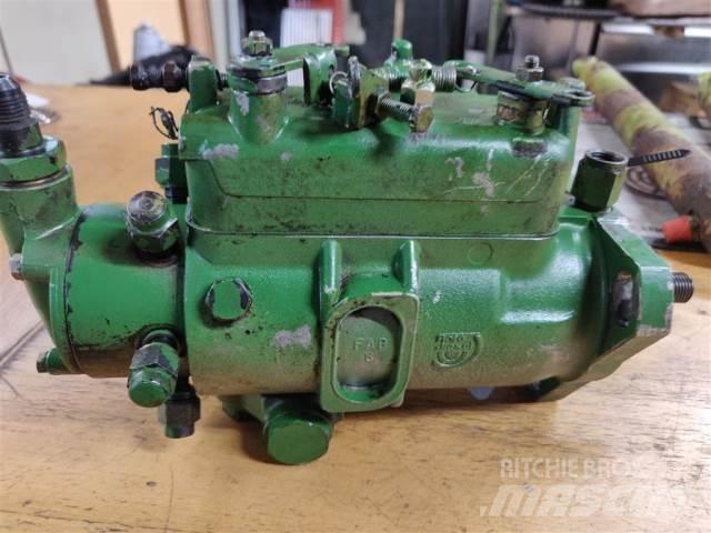 John Deere 3140 엔진