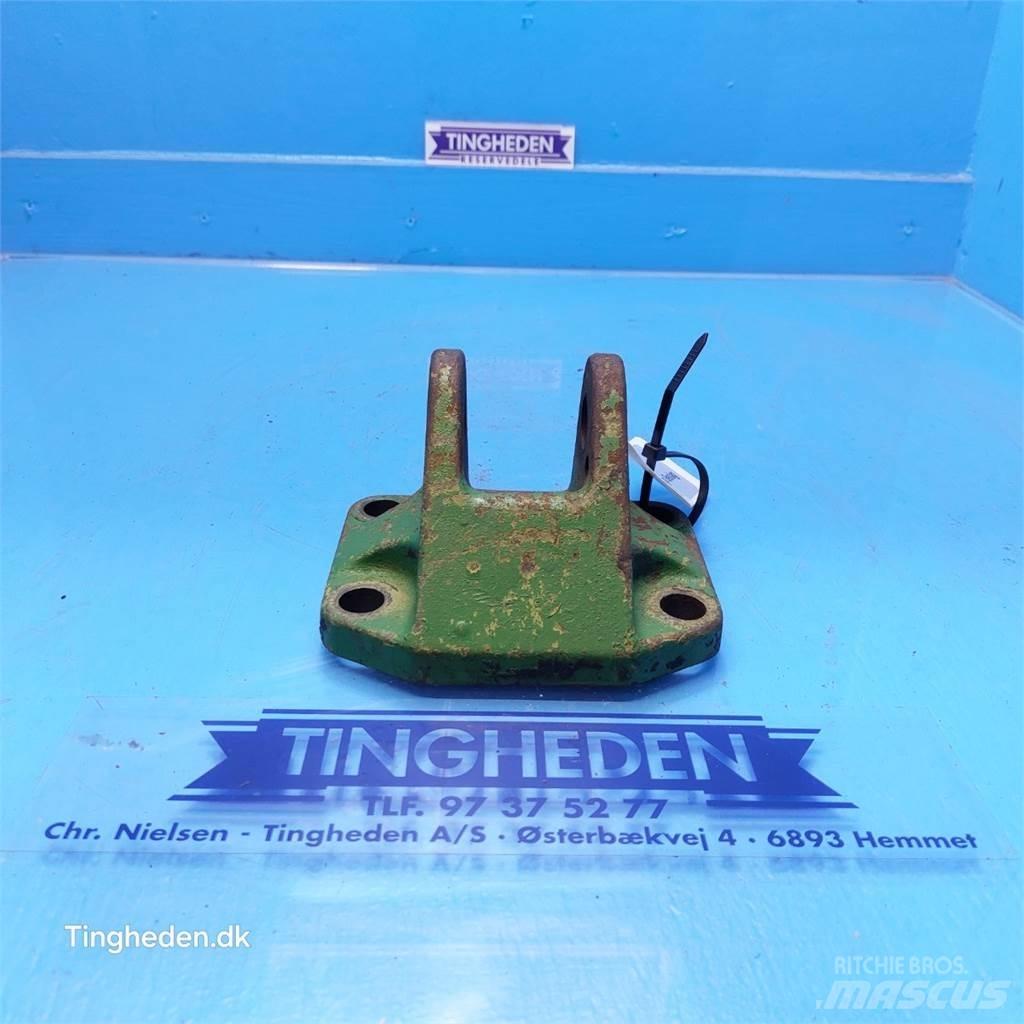 John Deere 3140 기타 트랙터 부속품