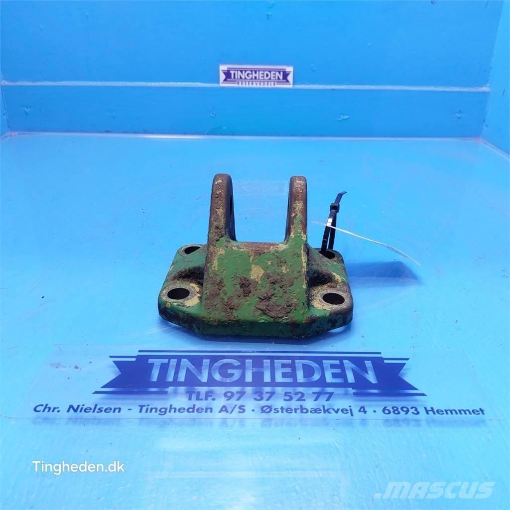 John Deere 3140 기타 트랙터 부속품