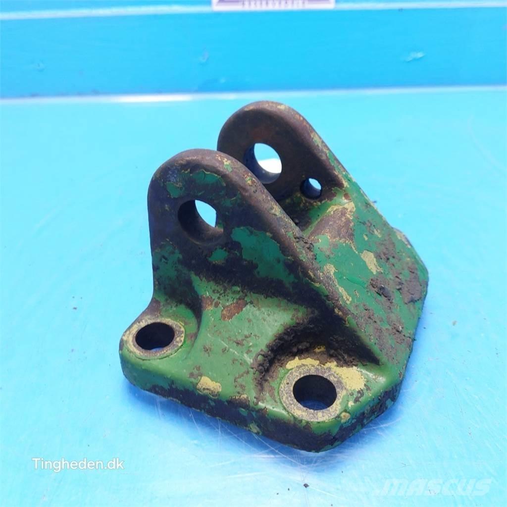 John Deere 3140 기타 트랙터 부속품
