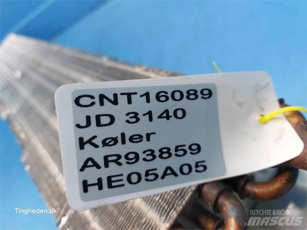 John Deere 3140 라디에이터