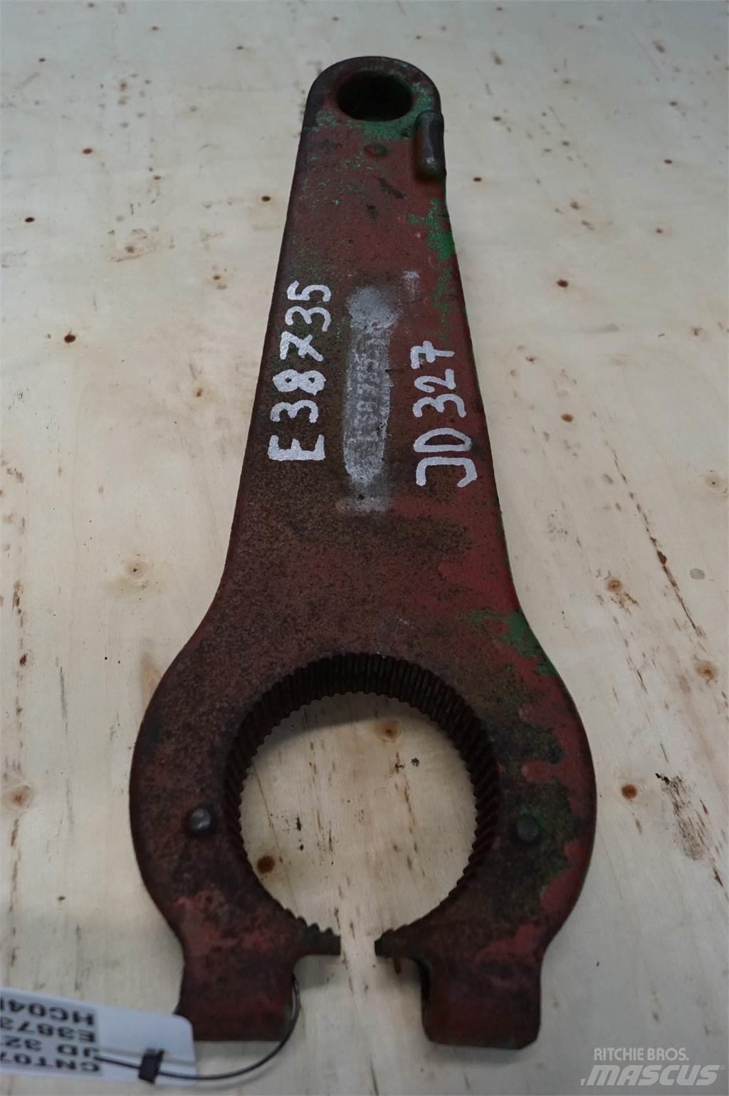John Deere 327 대형곤포 트레일러