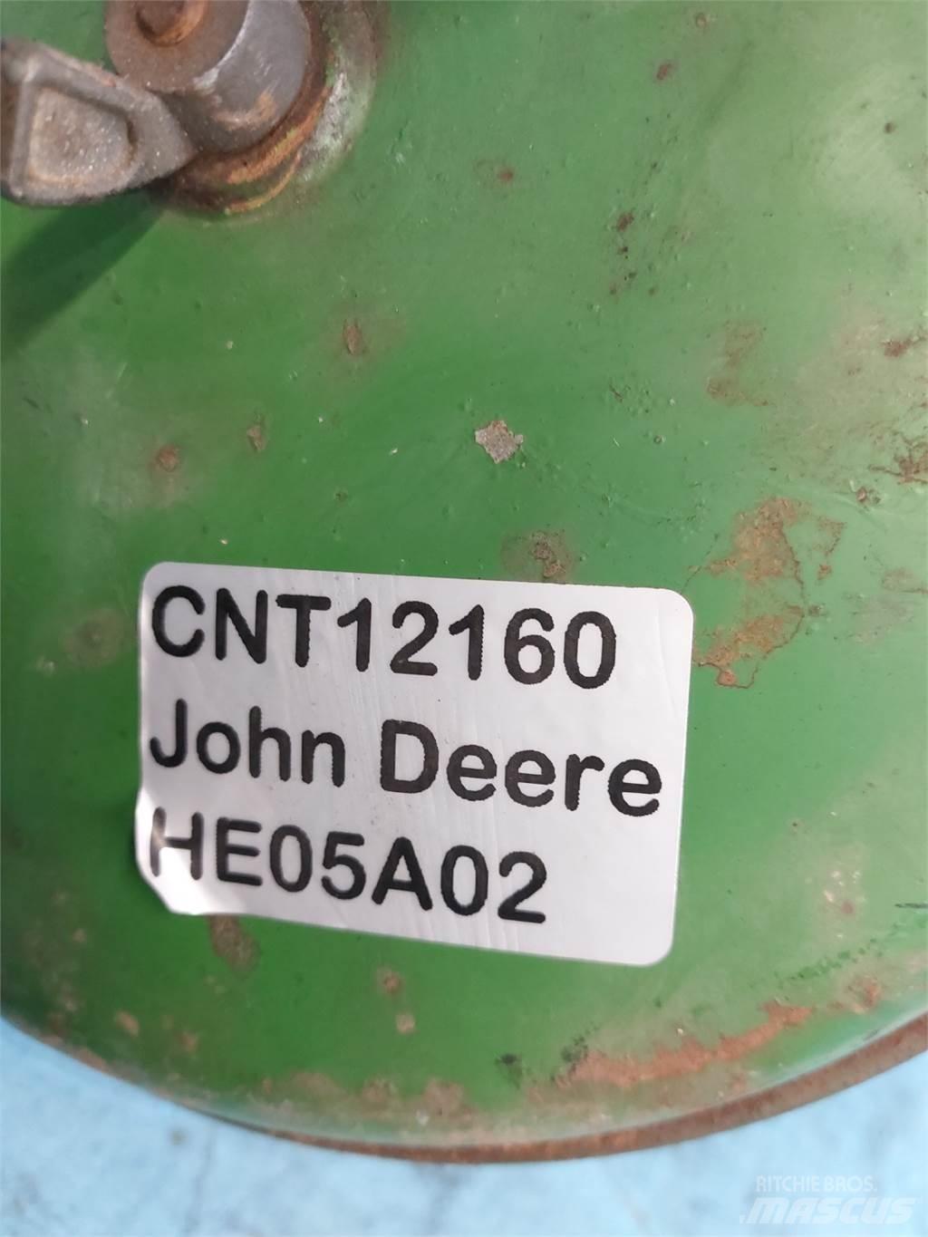 John Deere 3340 엔진
