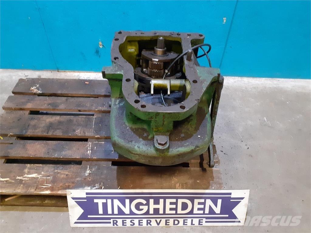 John Deere 4040 트랜스미션