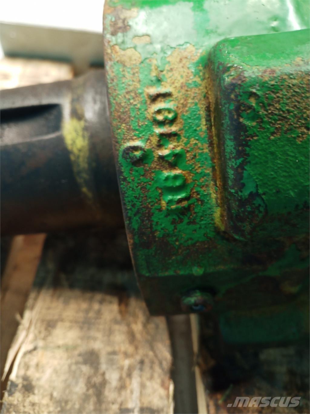 John Deere 4040 기타 트랙터 부속품