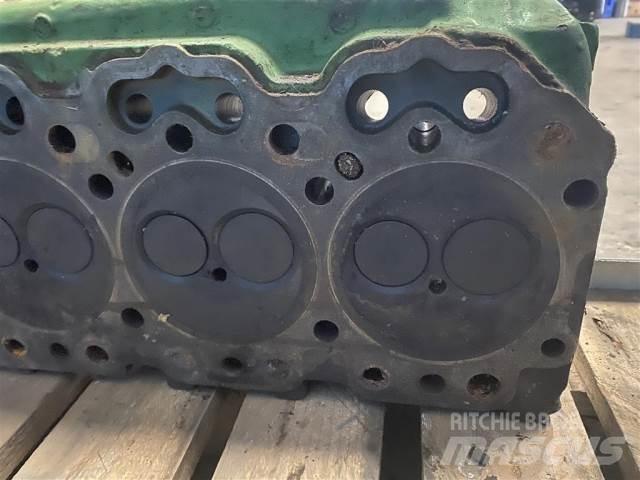 John Deere 4239 엔진