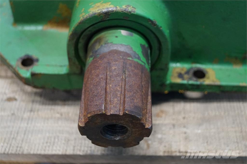 John Deere 4240 기타 트랙터 부속품