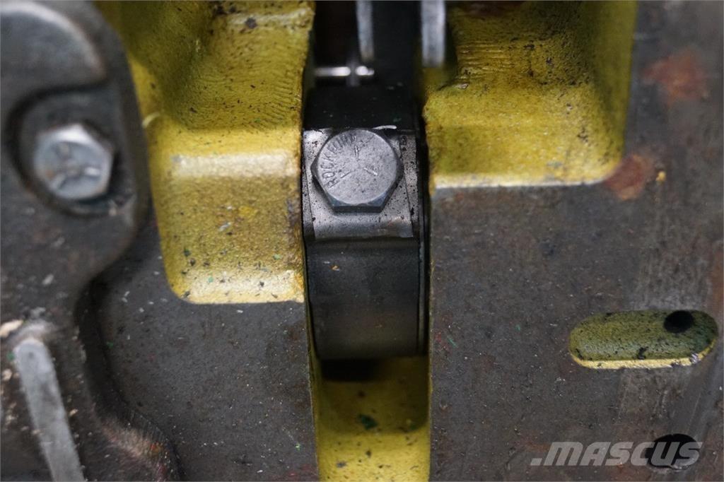John Deere 4240 기타 트랙터 부속품
