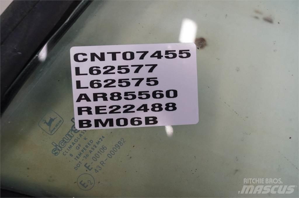 John Deere 4240 캐빈 및 인테리어
