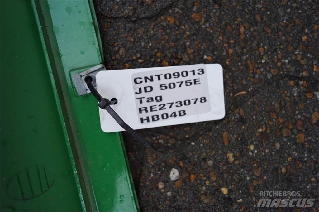 John Deere 5075E 캐빈 및 인테리어