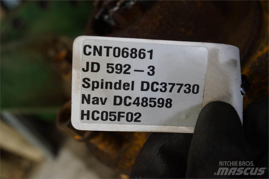 John Deere 592 차축