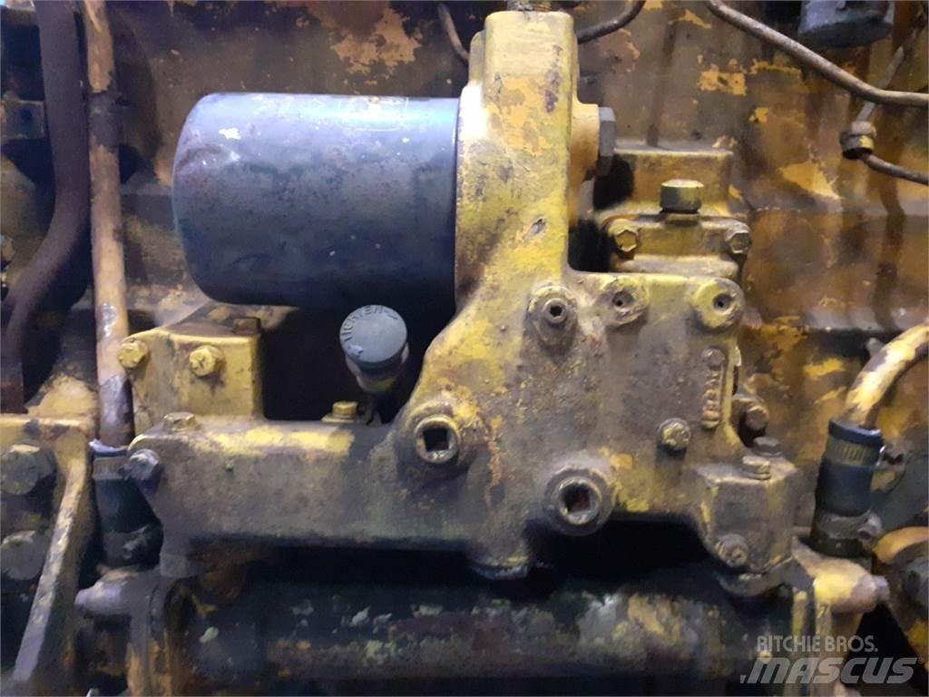 John Deere 644B 엔진