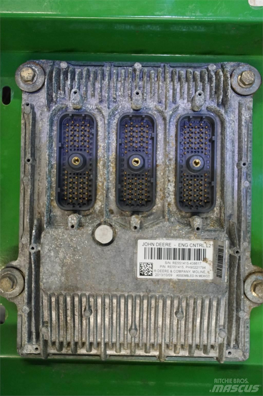 John Deere 670S 일렉트로닉스