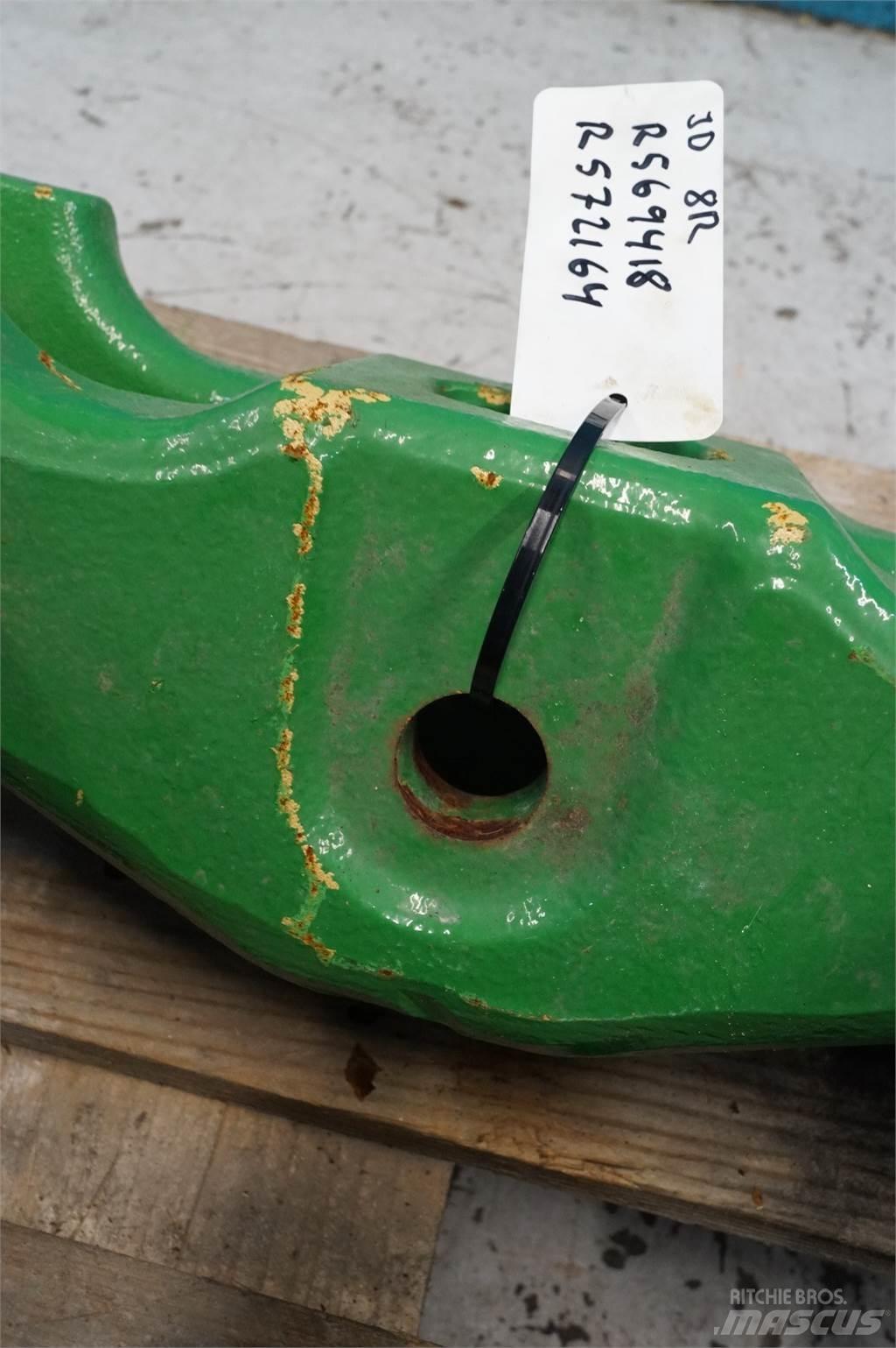 John Deere 8R 전면하중