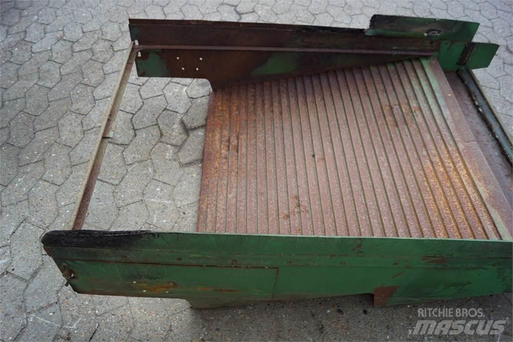 John Deere 952 모래(염화칼슘) 살포기