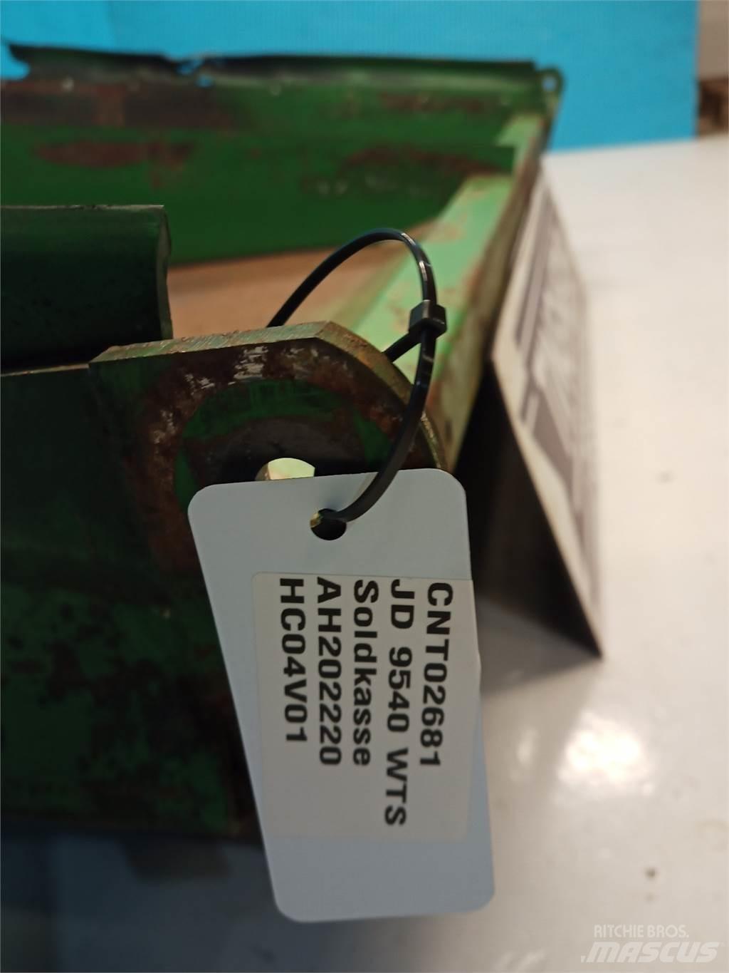 John Deere 9540 모래(염화칼슘) 살포기