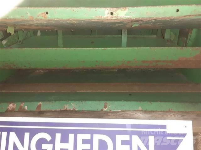John Deere 955 모래(염화칼슘) 살포기