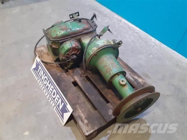John Deere 955 트랜스미션