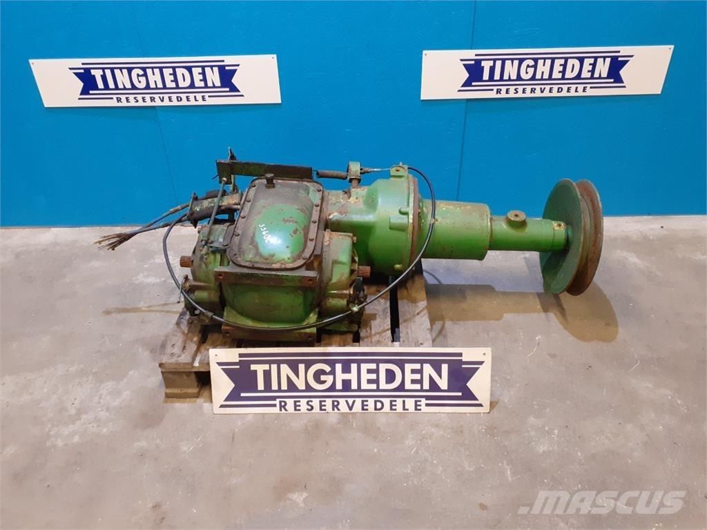 John Deere 955 트랜스미션