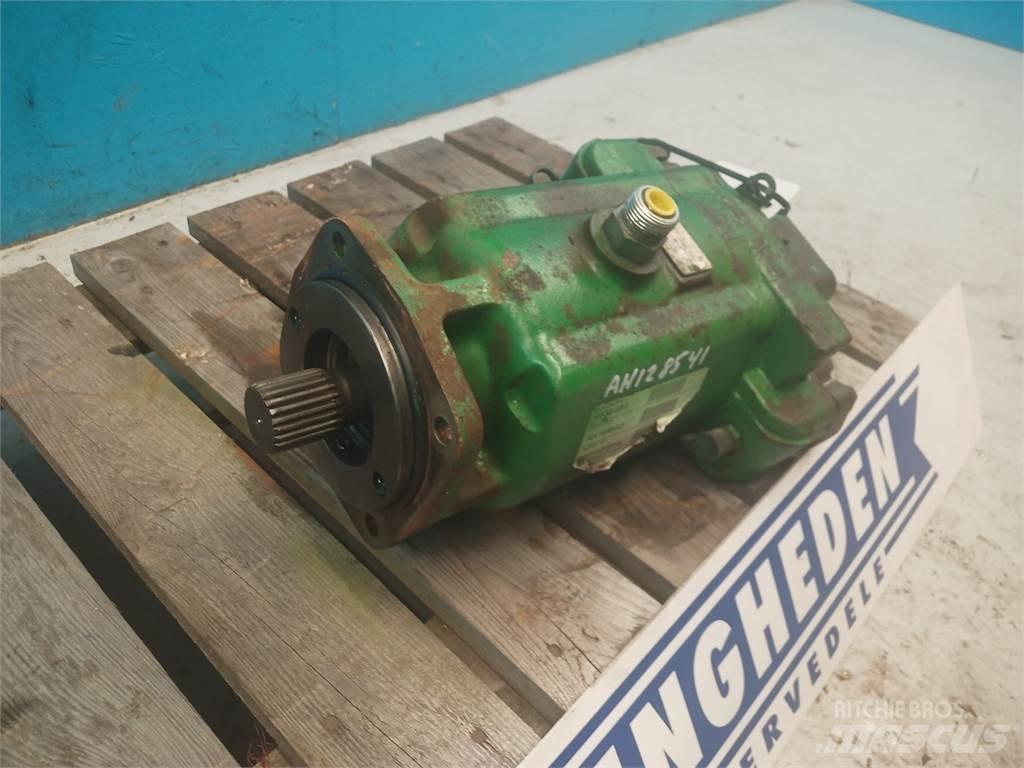 John Deere 9780 유압식 기계