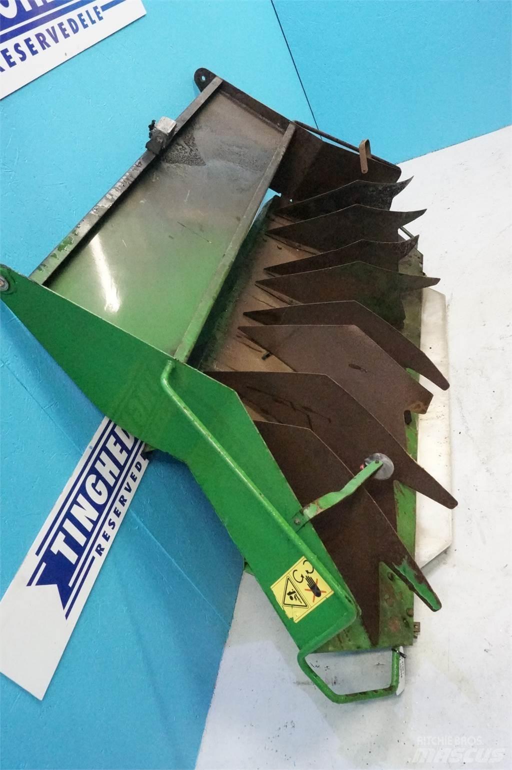 John Deere 9780 모래(염화칼슘) 살포기