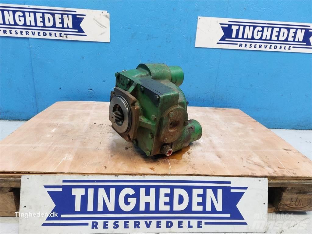John Deere 9780 유압식 기계
