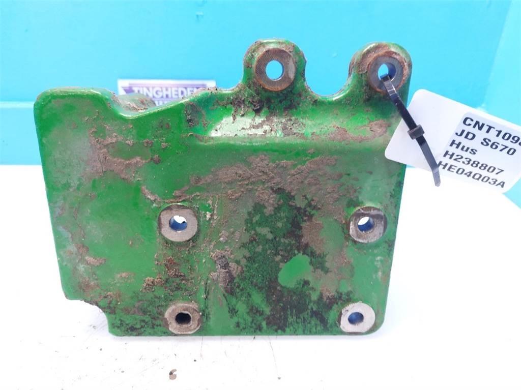 John Deere S670 엔진
