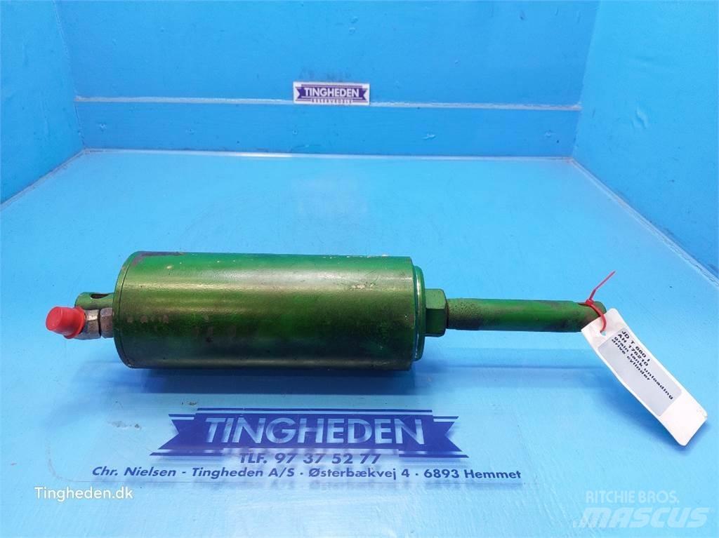 John Deere T660I 유압식 기계