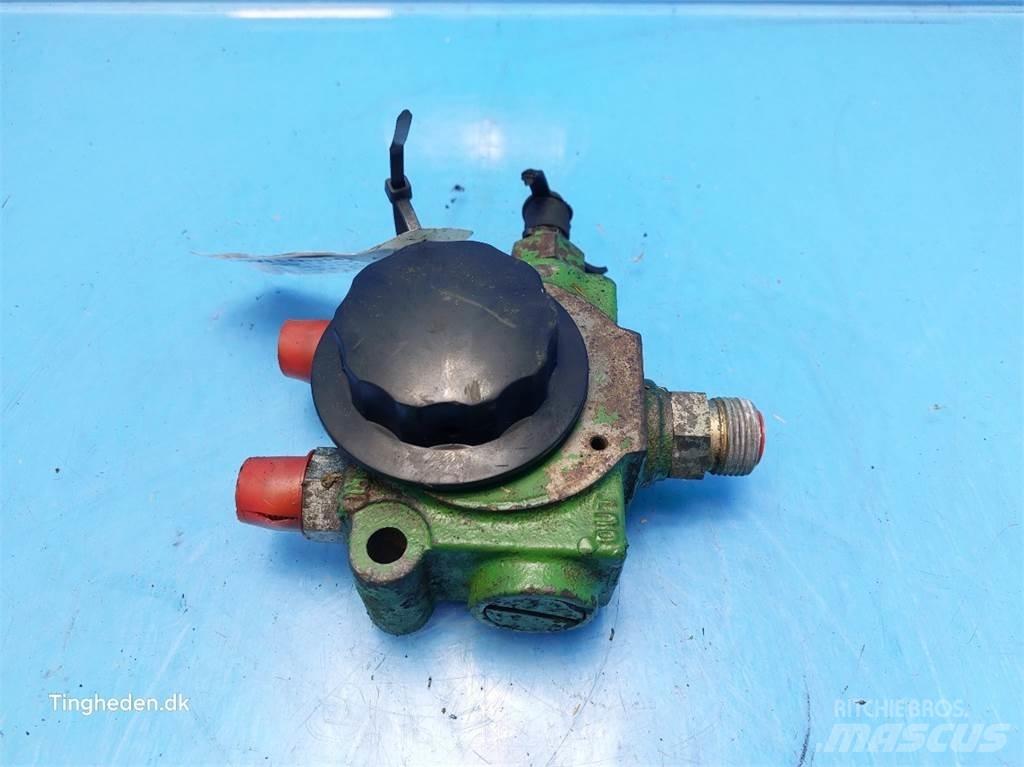 John Deere T660I 유압식 기계