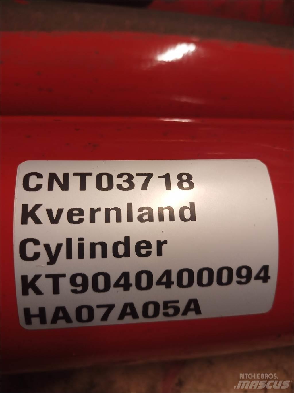 Kverneland 4232 제초기