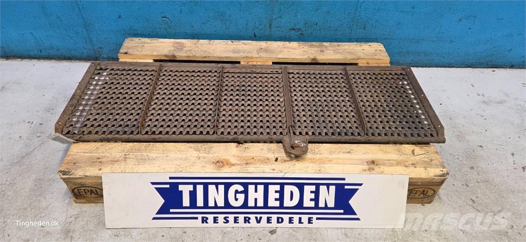 Laverda L517 모래(염화칼슘) 살포기