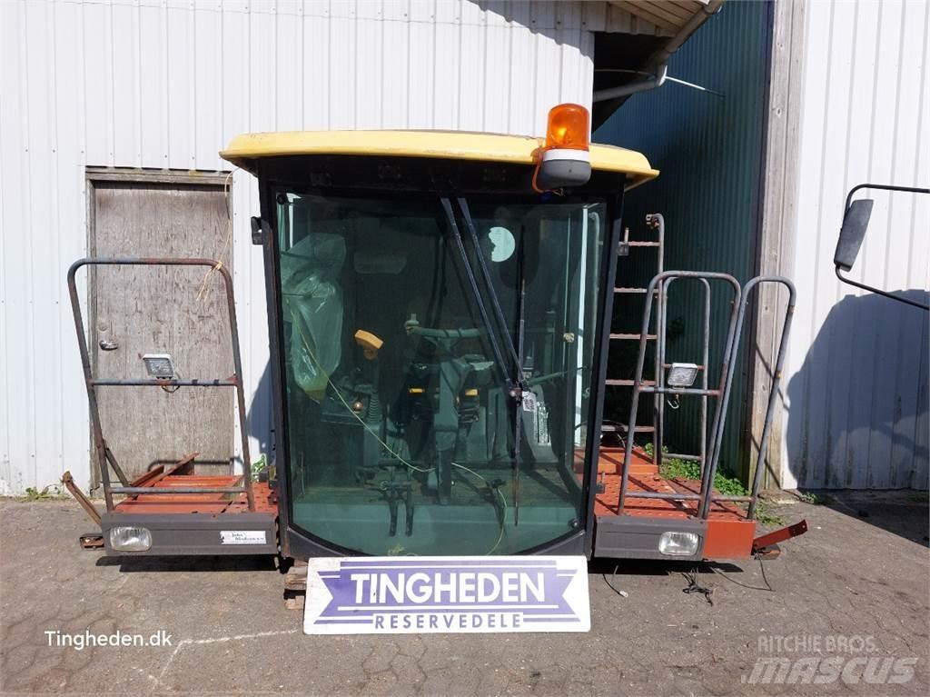 Laverda L627 캐빈 및 인테리어