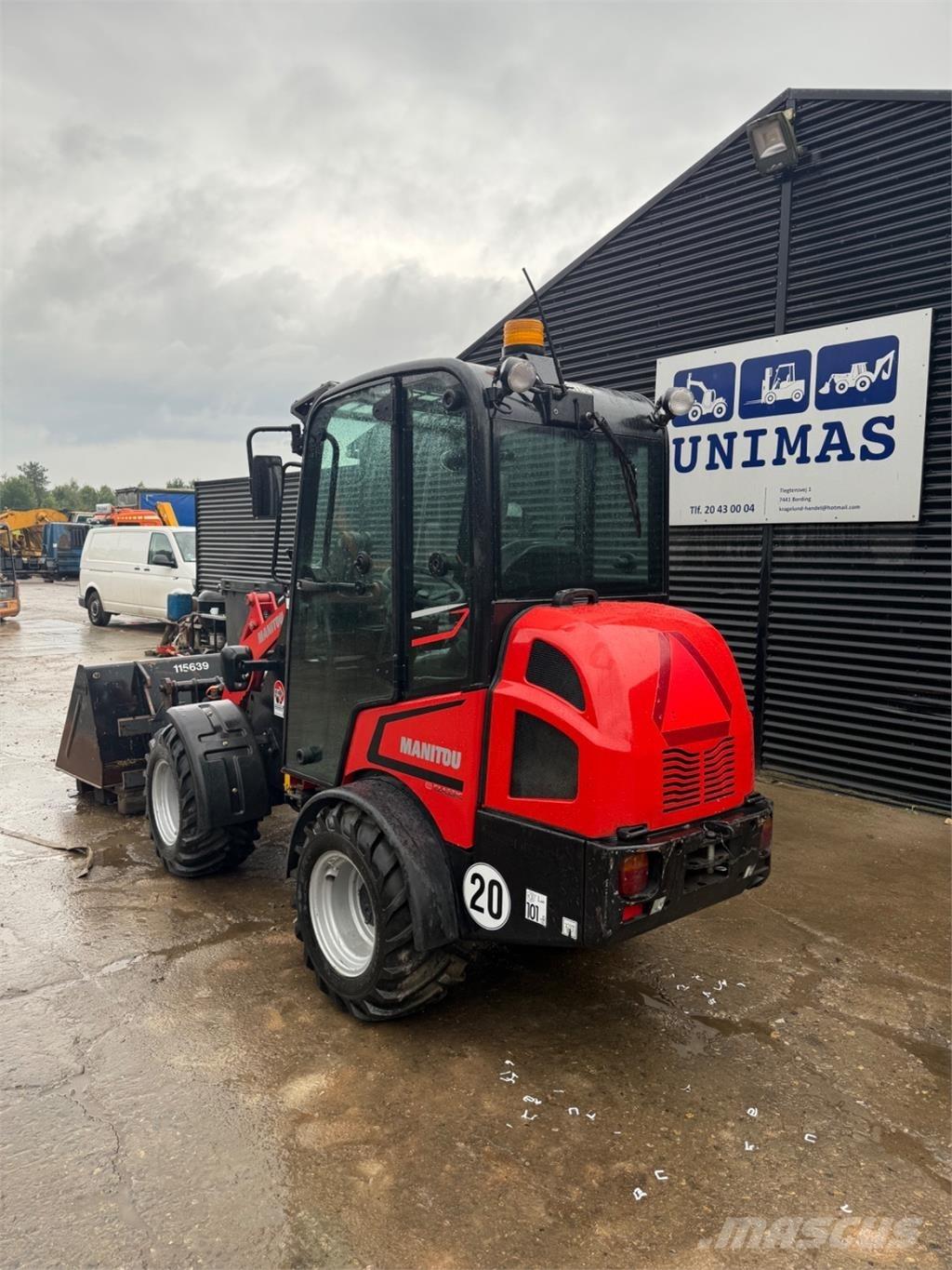 Manitou MLA3-35H 미니 로더