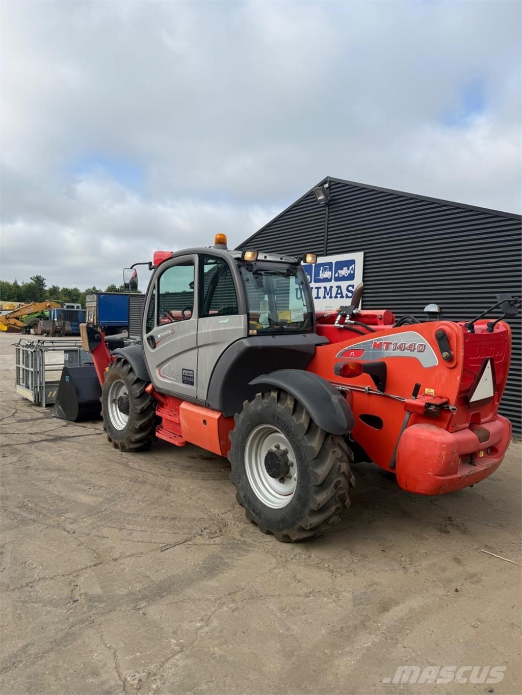 Manitou MT1440 텔러 핸들러