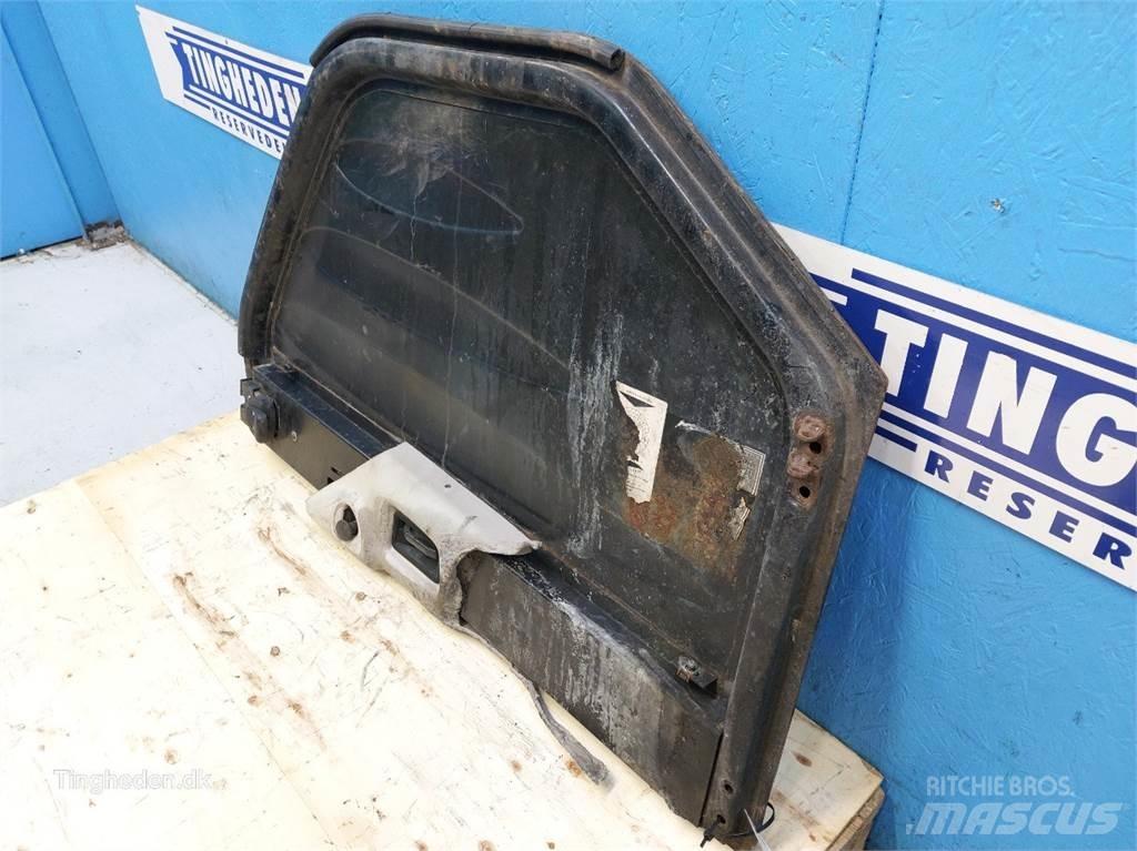 Manitou MT932 캐빈 및 인테리어