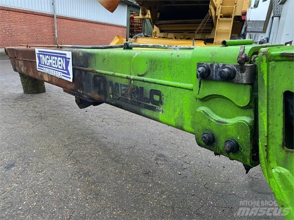 Merlo 25.6 붐 및 디퍼