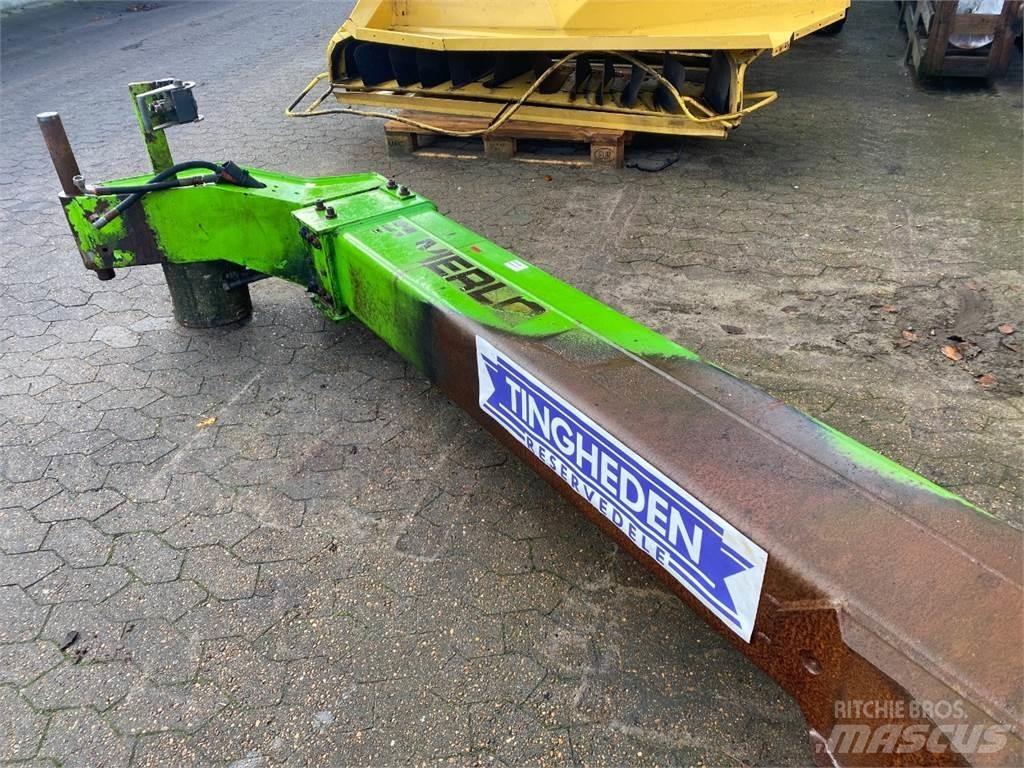 Merlo 28.7 붐 및 디퍼