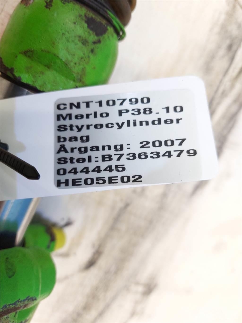 Merlo P38.10 유압식 기계