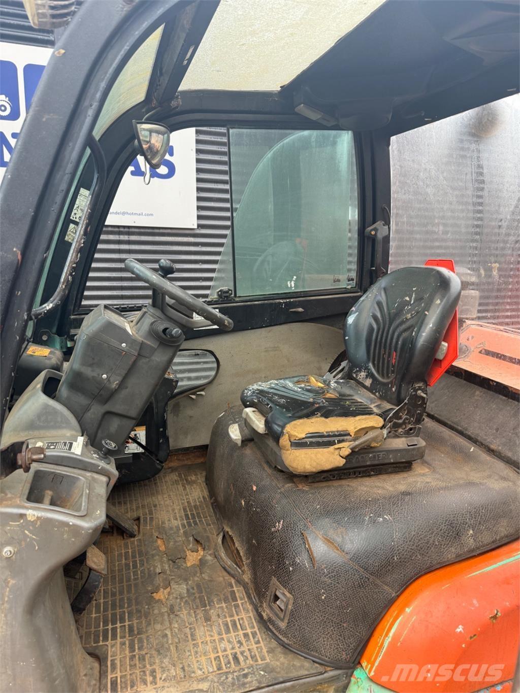 Mitsubishi FD40 디젤 지게차