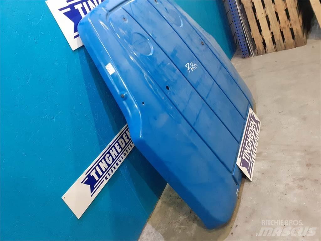 New Holland 8770 캐빈 및 인테리어