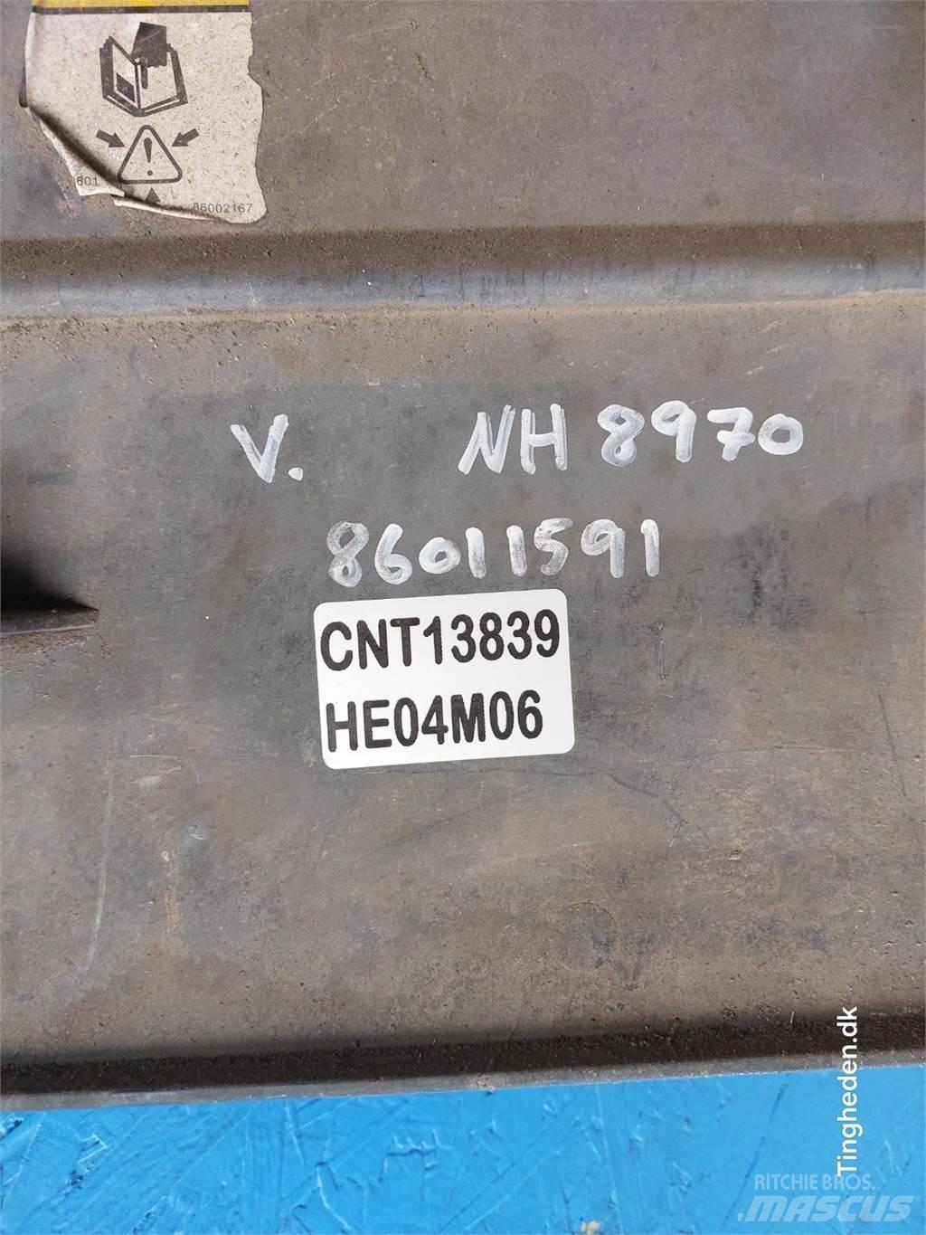 New Holland 8970 기타 트랙터 부속품