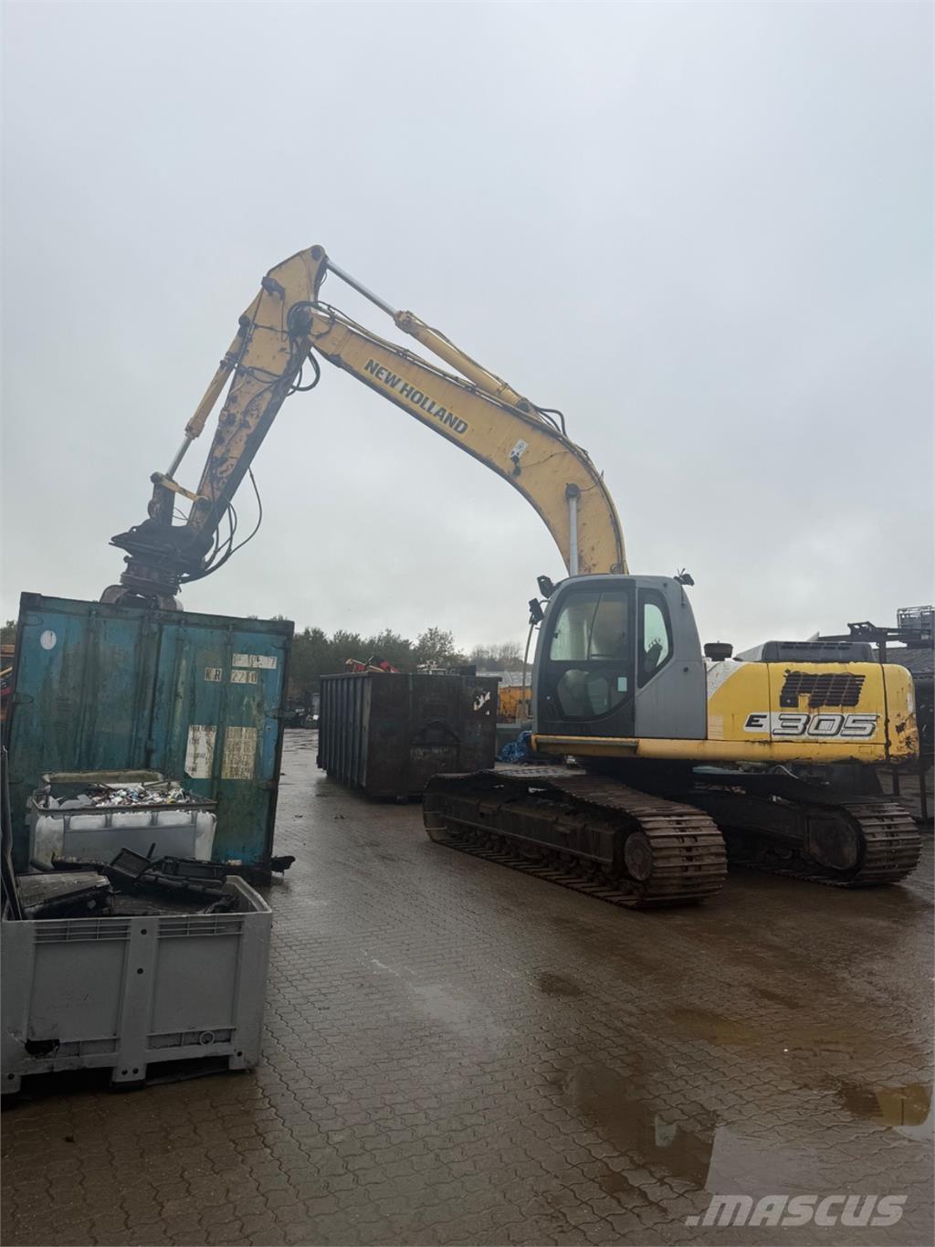 New Holland E305 대형 굴삭기 29톤 이상