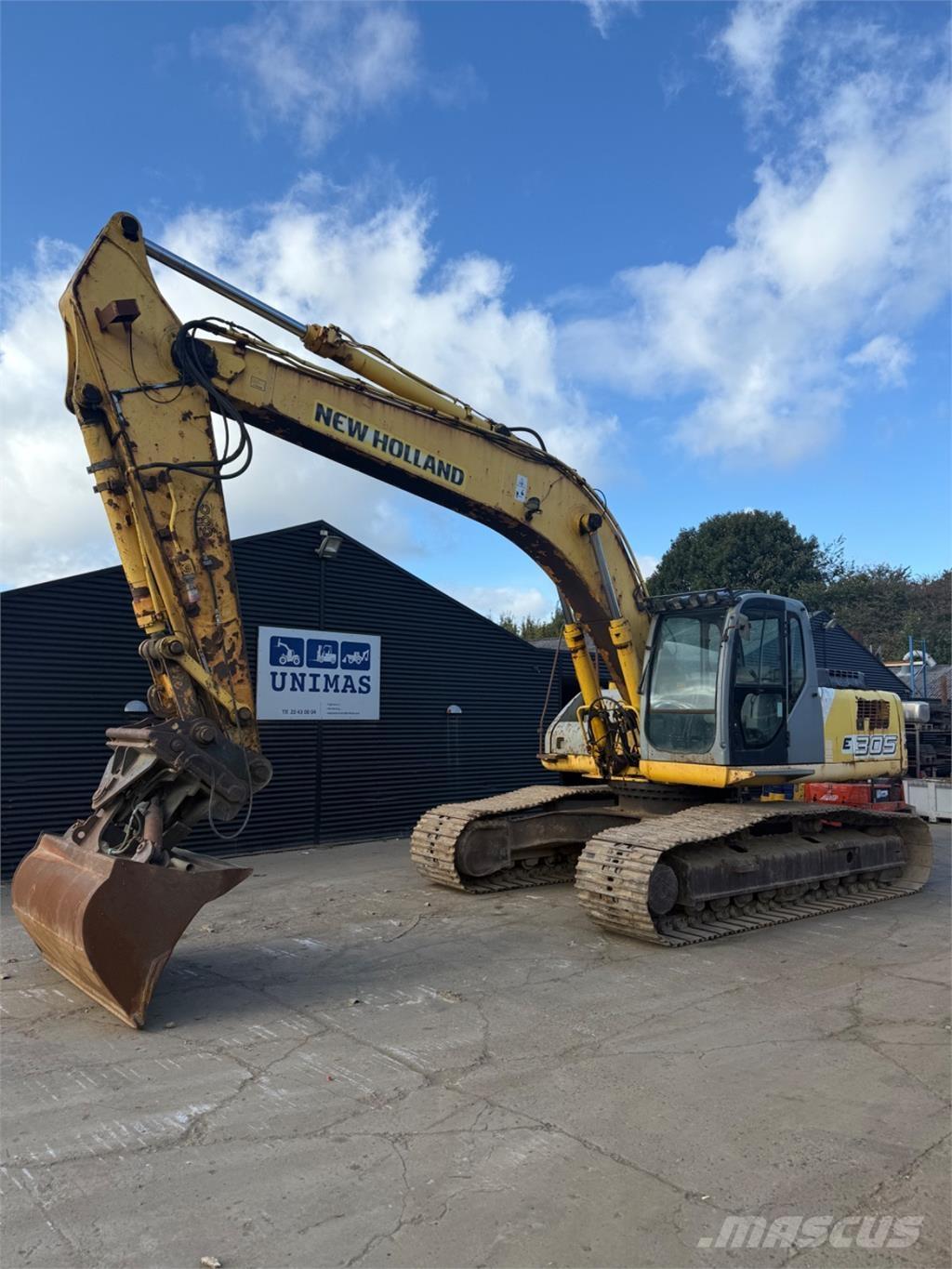 New Holland E305 대형 굴삭기 29톤 이상