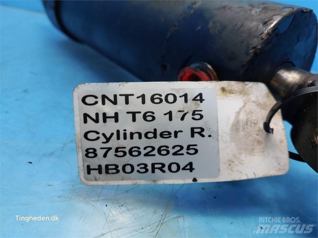 New Holland T6 유압식 기계