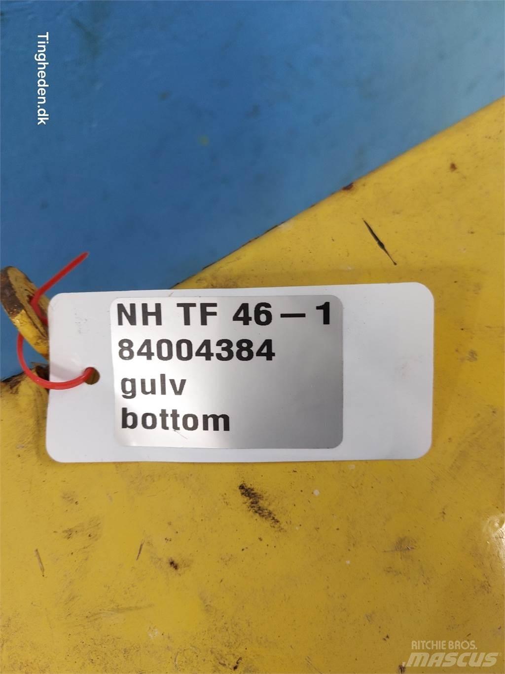 New Holland TF46 캐빈 및 인테리어