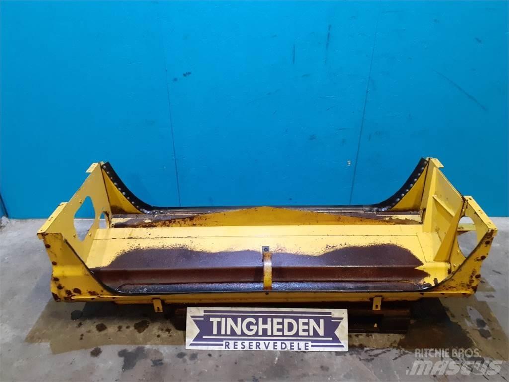 New Holland TF78 모래(염화칼슘) 살포기