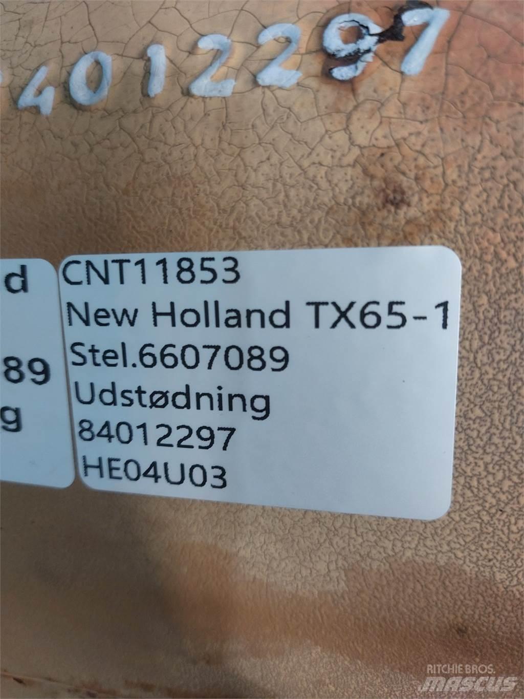New Holland TX65 엔진